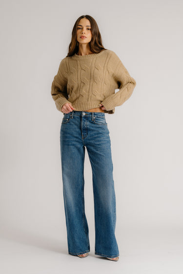 TRISTAN CASHMERE CREWNECK CABLE KNIT PULLOVER | CAMEL