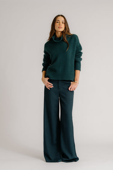 SCARLETT CASHMERE TURTLENECK | SACRAMENTO