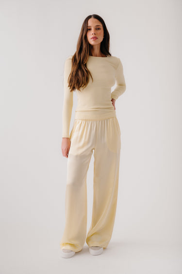 QUINCY LS FITTED CREWNECK TEE | BUTTERCUP