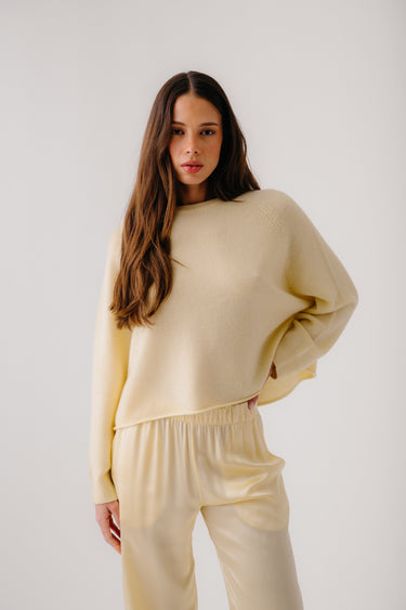 RIYA CASHMERE SADDLE RAGLAN CREWNECK | BUTTERCUP