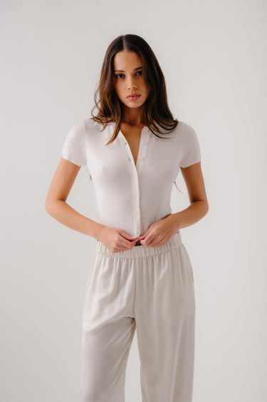 ADELAIDE SLIM SS CARDIGAN W/ LACE | GARDENIA