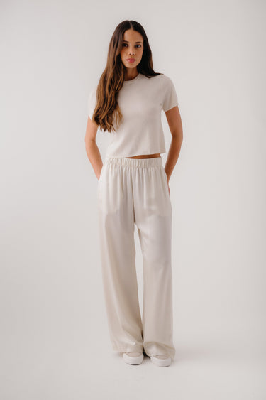 CHARLESTON RELAXED CASHMERE CREWNECK TEE | GARDENIA